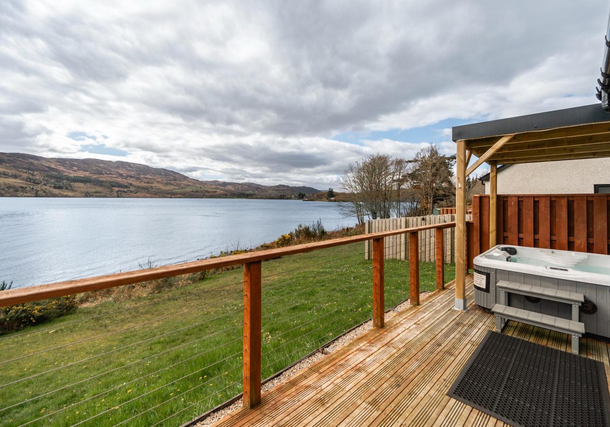 Shoreland Lodges - Cherry Lodge Fort Augustus Kültér fotó